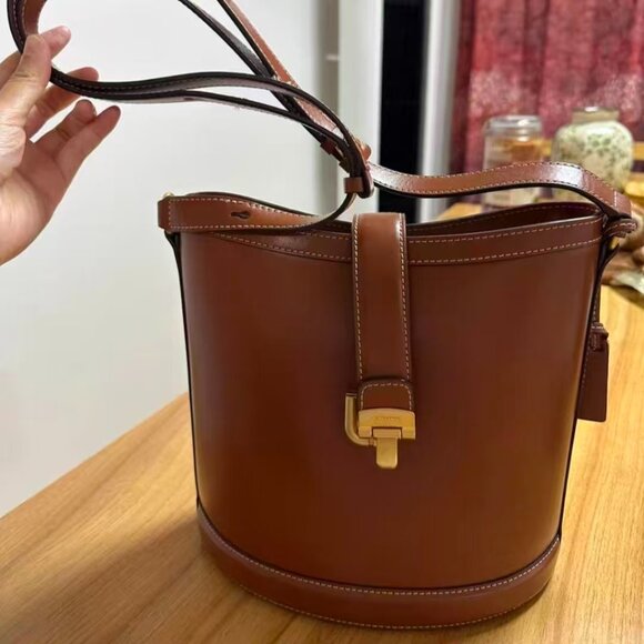 Shoes - Joygryson Brown retro-style bucket bag